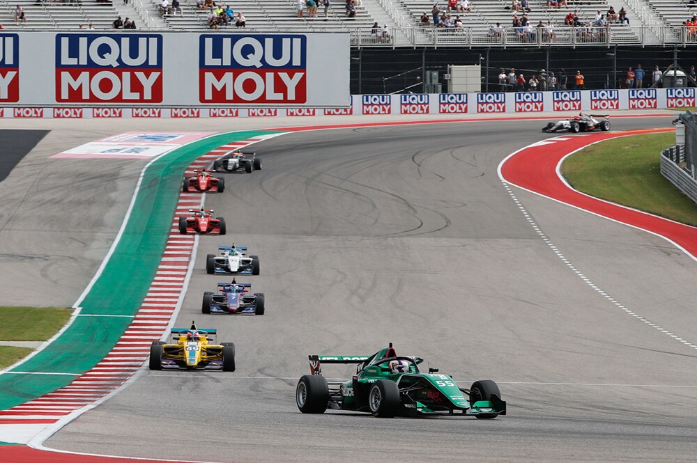 jamiechadwickwinswseries2021andsuccessfullydefendshertitlewithhankookracetires2