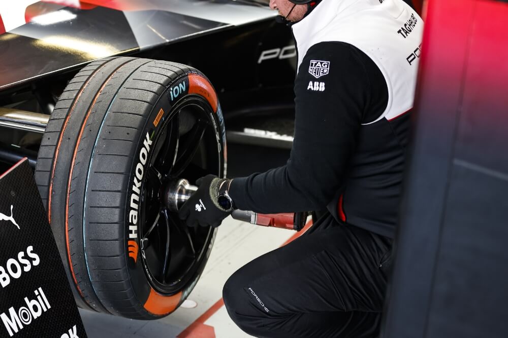 iON tire